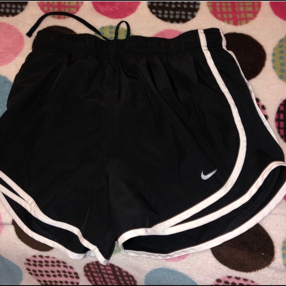 women’s nike shorts